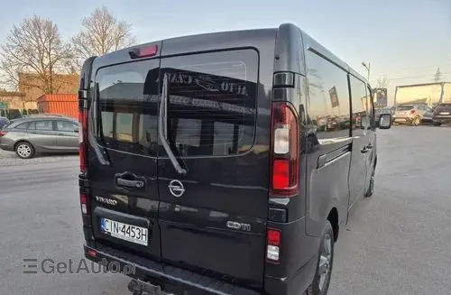 OPEL Vivaro 