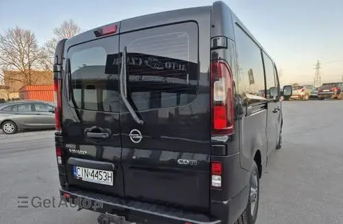 OPEL Vivaro 