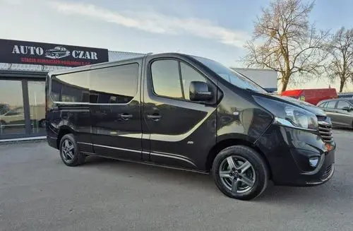 OPEL Vivaro 