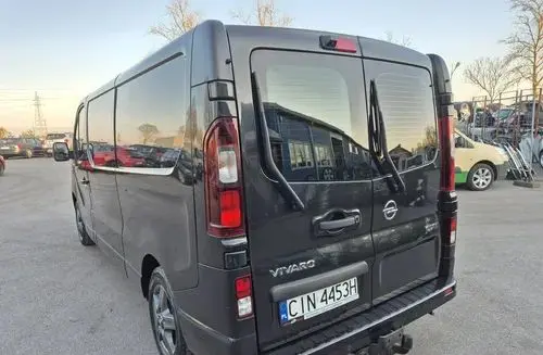 OPEL Vivaro 