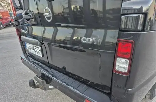 OPEL Vivaro 