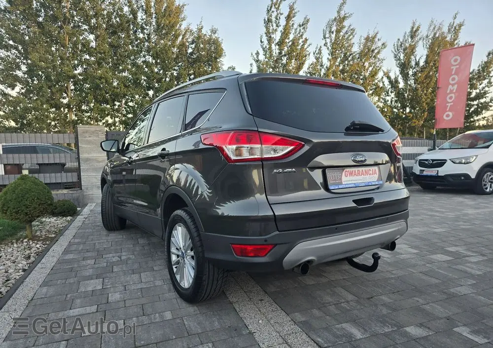 FORD Kuga 1.5 EcoBoost 2x4 Titanium