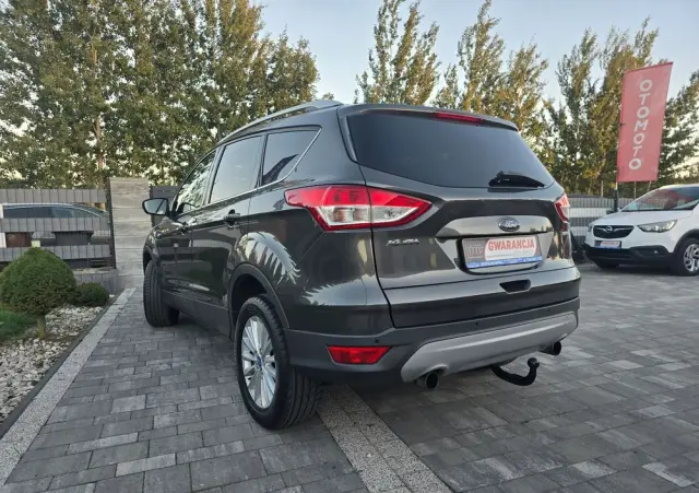 FORD Kuga 1.5 EcoBoost 2x4 Titanium
