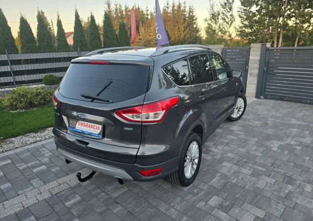 FORD Kuga 1.5 EcoBoost 2x4 Titanium