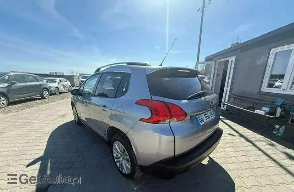 PEUGEOT 2008 