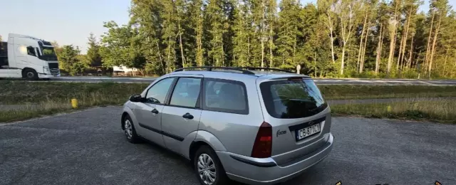 FORD Focus 1.6 16V (100 KM)