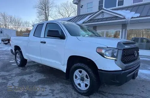 TOYOTA Tundra 