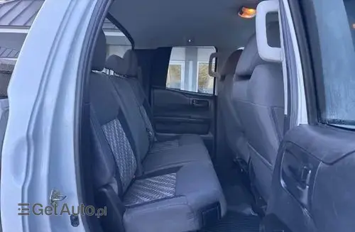 TOYOTA Tundra 