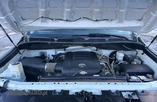 TOYOTA Tundra 