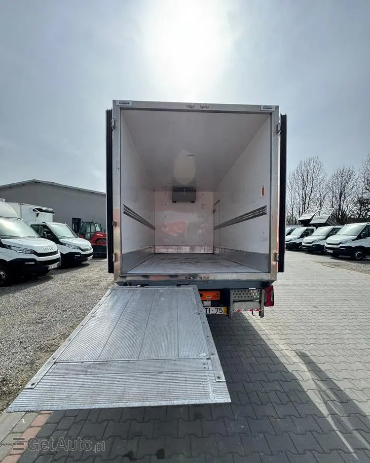 IVECO 72c18 ,70C17,,72C18,,70C15,,50C15,,50C17,,35C13,,35C14,,35C15 