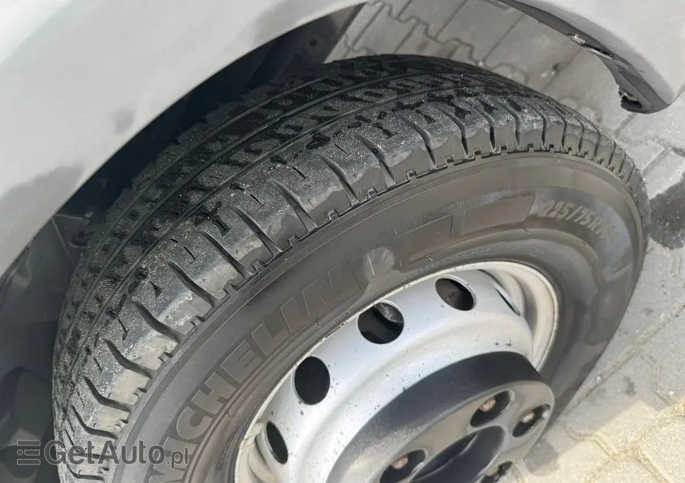 IVECO 72c18 ,70C17,,72C18,,70C15,,50C15,,50C17,,35C13,,35C14,,35C15 