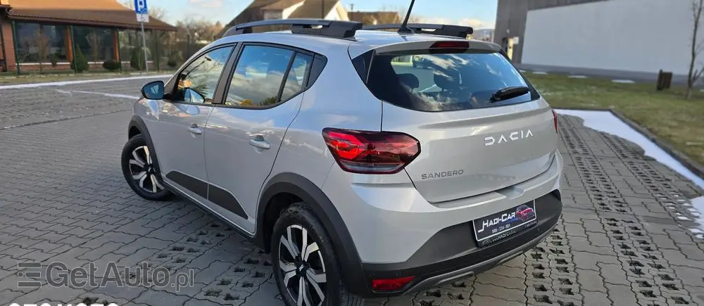 DACIA Sandero Stepway 1.0 TCe Essential
