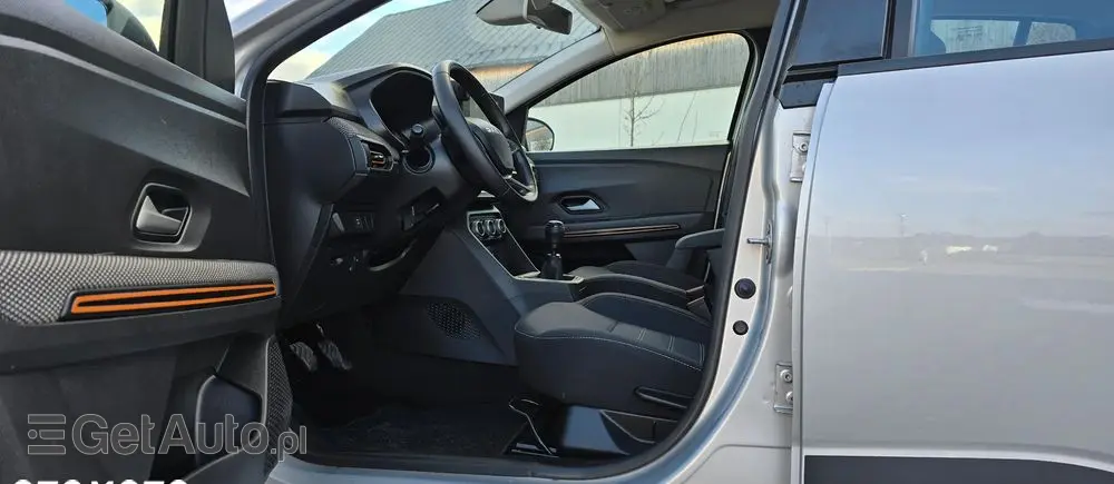 DACIA Sandero Stepway 1.0 TCe Essential