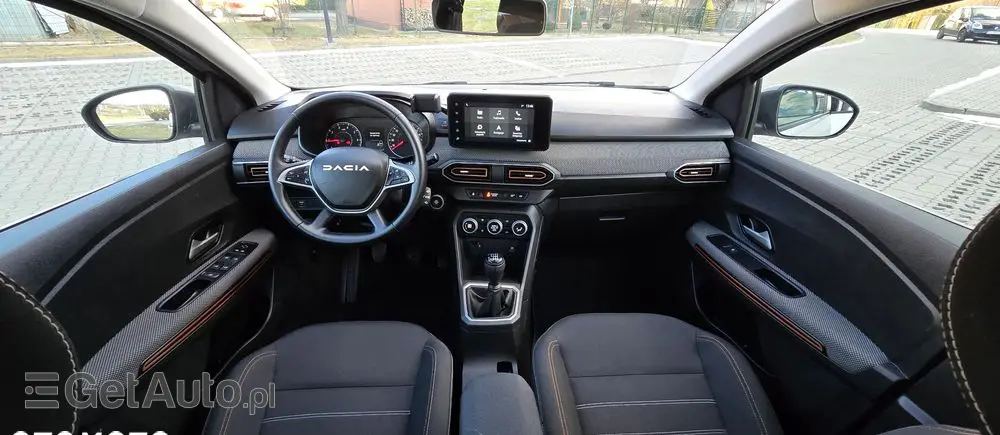 DACIA Sandero Stepway 1.0 TCe Essential