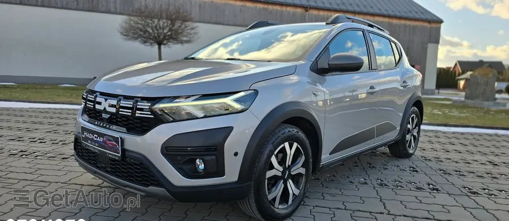 DACIA Sandero Stepway 1.0 TCe Essential
