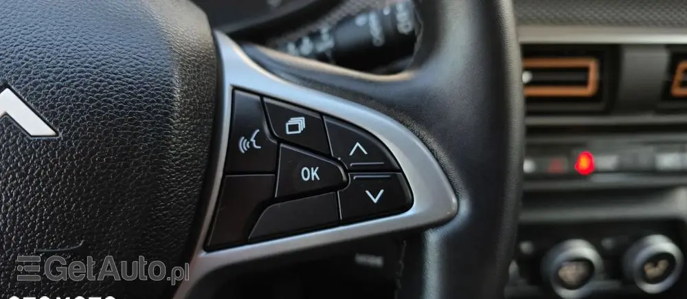 DACIA Sandero Stepway 1.0 TCe Essential