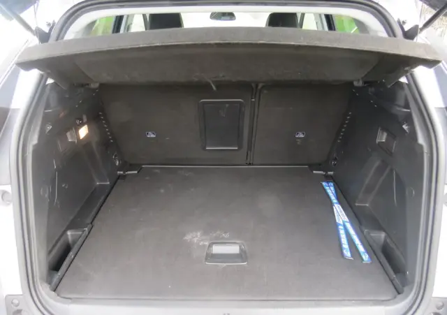 PEUGEOT 3008 BlueHDi 130 Stop & Start Active