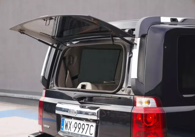 JEEP Commander 3.0 CRD Limited