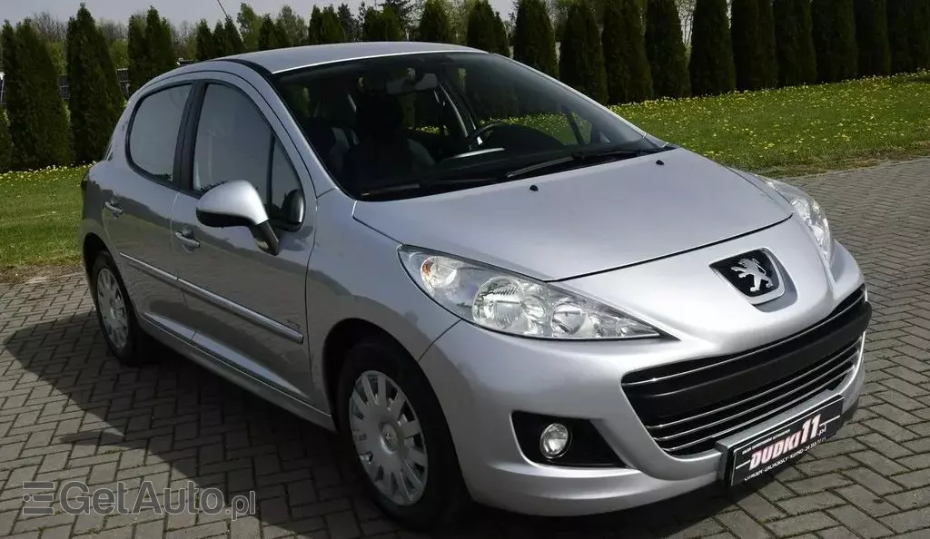 PEUGEOT 207 