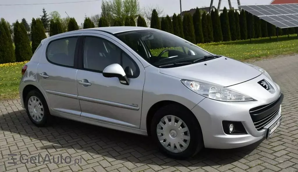 PEUGEOT 207 