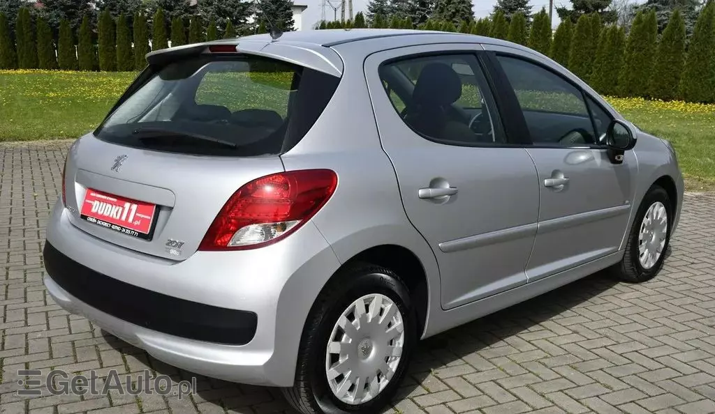 PEUGEOT 207 
