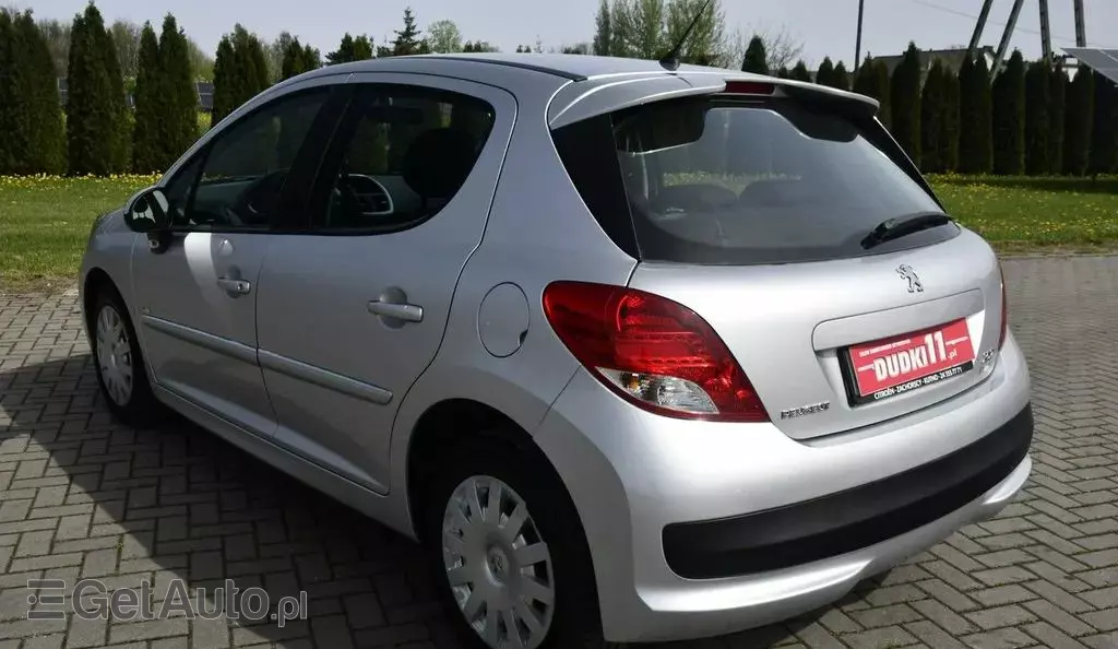 PEUGEOT 207 