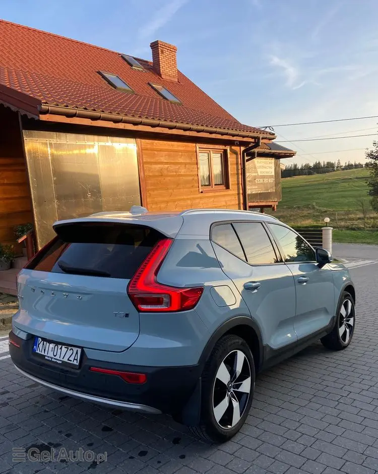 VOLVO XC 40 B5 B AWD Ultimate Bright
