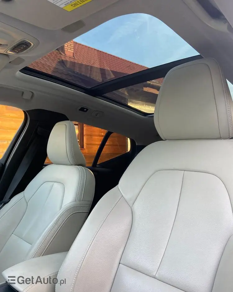 VOLVO XC 40 B5 B AWD Ultimate Bright