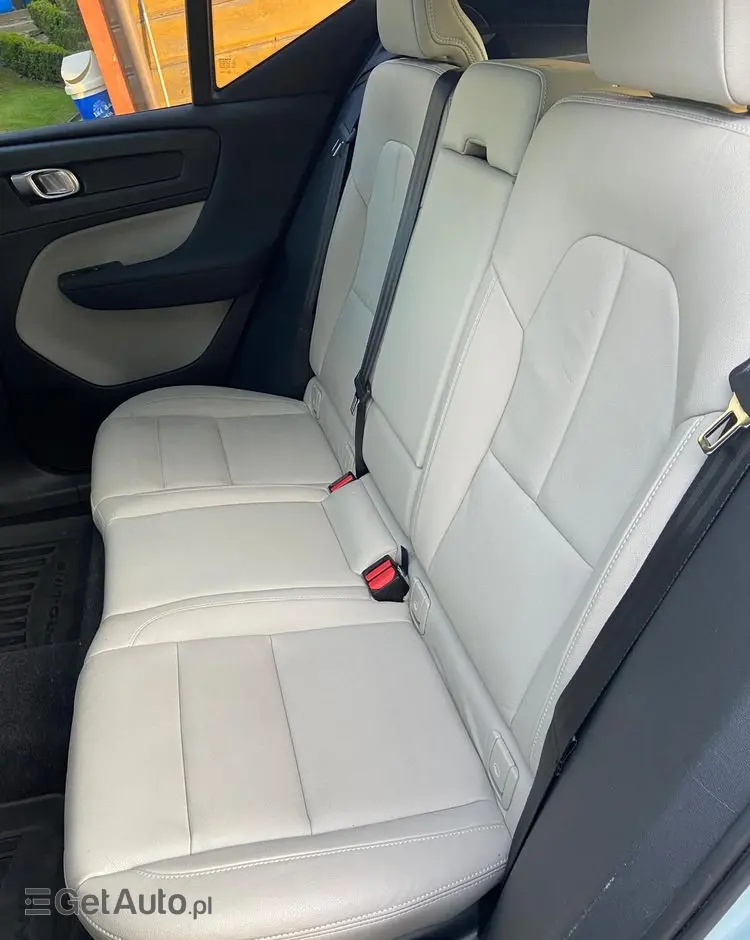 VOLVO XC 40 B5 B AWD Ultimate Bright