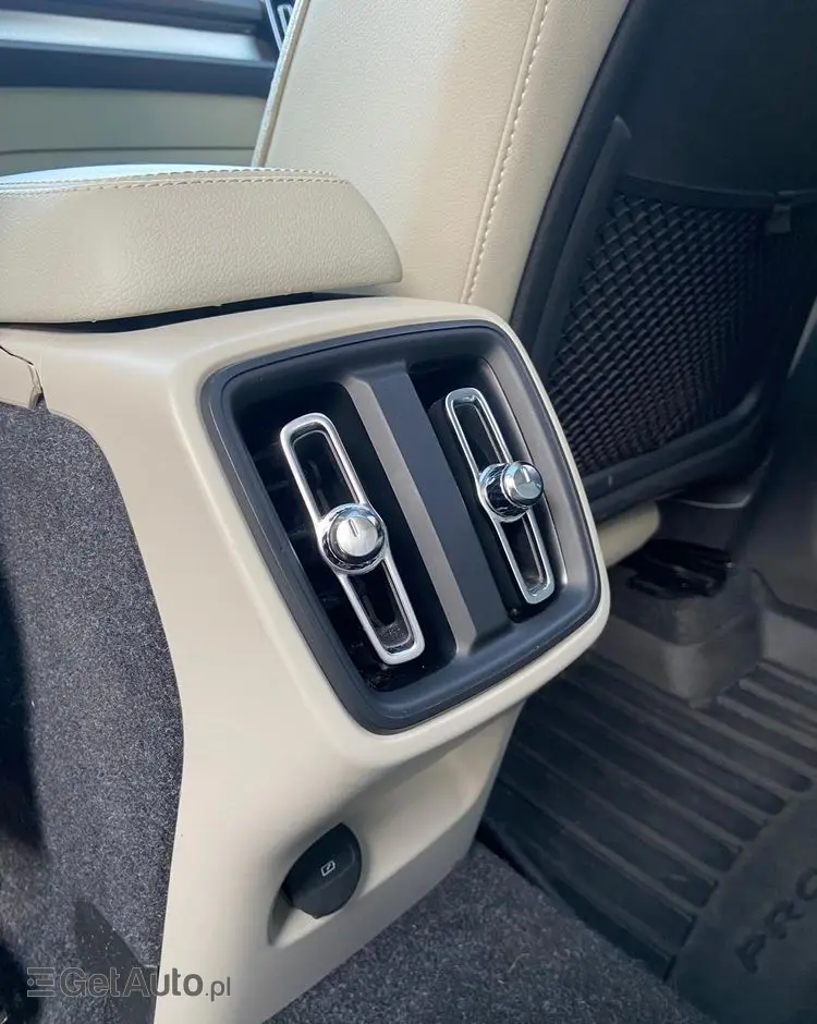 VOLVO XC 40 B5 B AWD Ultimate Bright