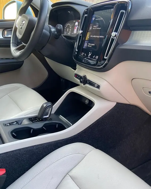 VOLVO XC 40 B5 B AWD Ultimate Bright