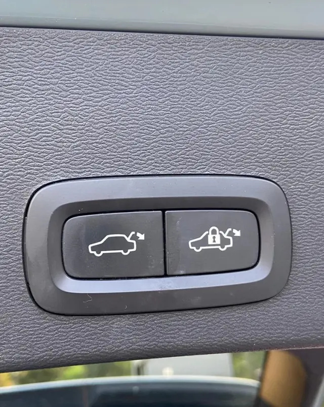 VOLVO XC 40 B5 B AWD Ultimate Bright