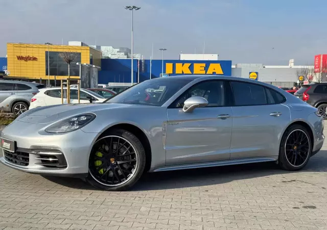 PORSCHE Panamera 4 E-Hybrid Executive