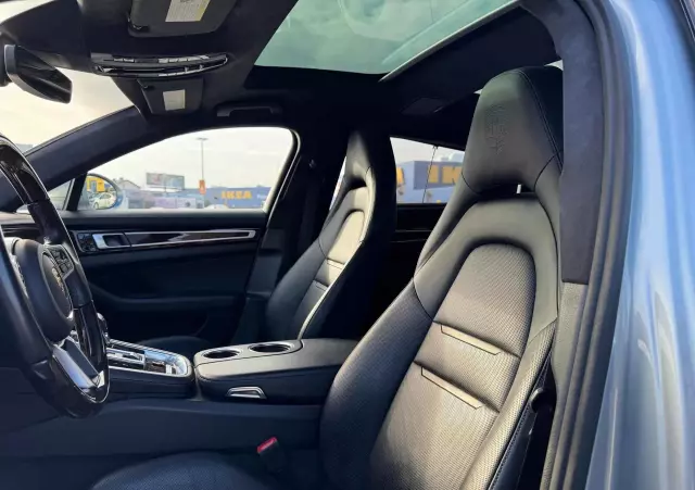 PORSCHE Panamera 4 E-Hybrid Executive