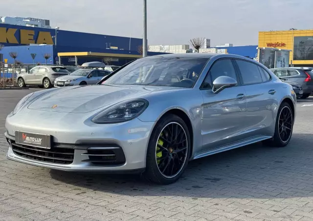 PORSCHE Panamera 4 E-Hybrid Executive