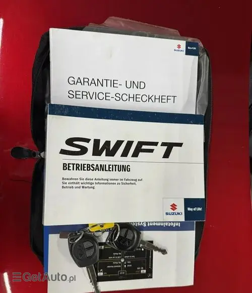 SUZUKI Swift 