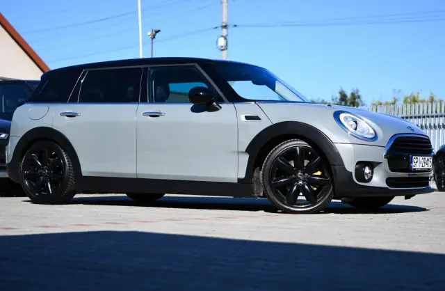 MINI Clubman Cooper Essential Trim