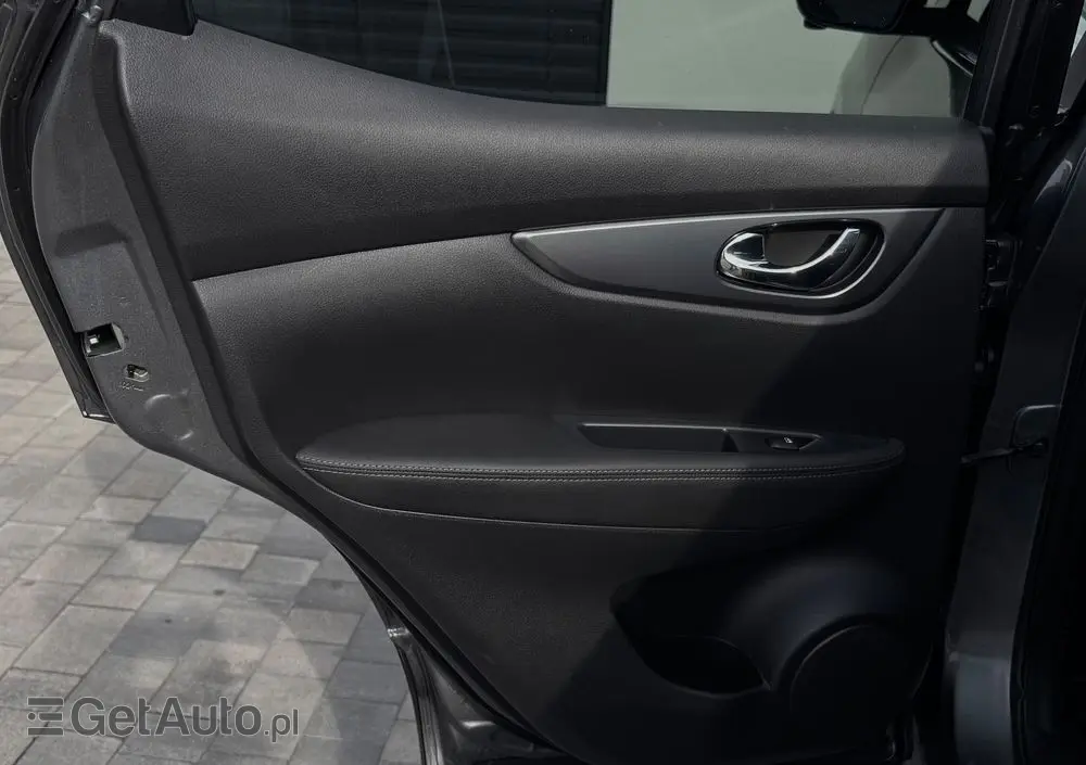 NISSAN Qashqai 1.7 dCi N-CONNECTA