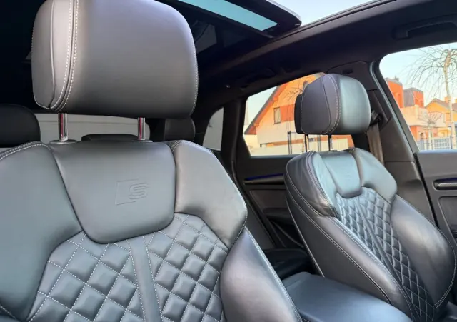 AUDI SQ5 