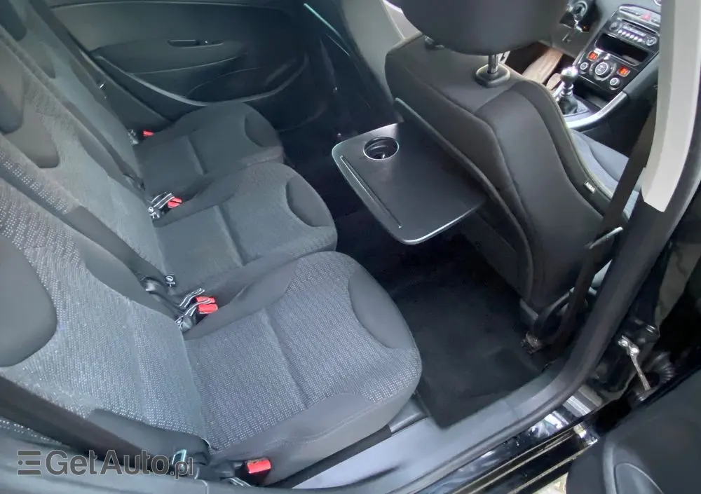 PEUGEOT 308 SW HDi FAP 110 Business Line