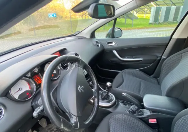 PEUGEOT 308 SW HDi FAP 110 Business Line