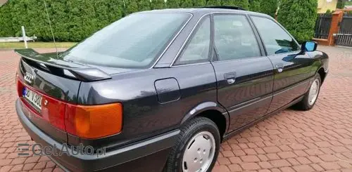 AUDI 80 