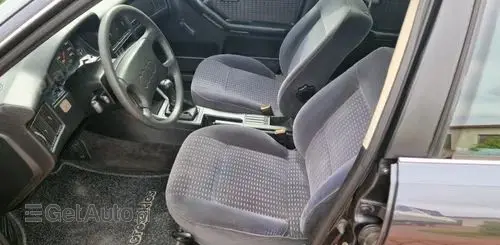 AUDI 80 