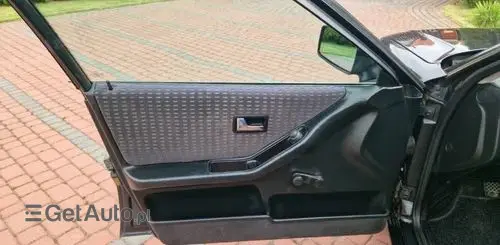 AUDI 80 