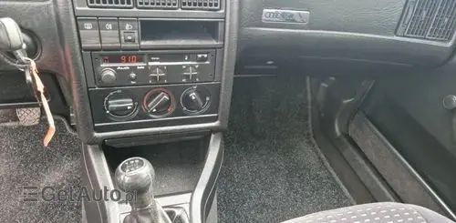 AUDI 80 