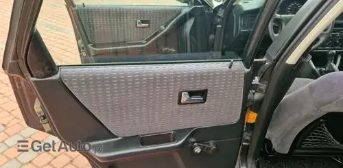 AUDI 80 