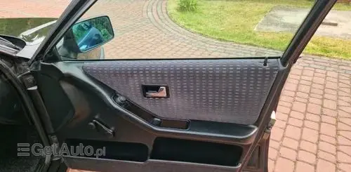 AUDI 80 