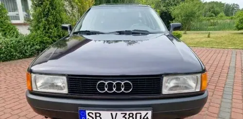 AUDI 80 