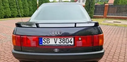 AUDI 80 