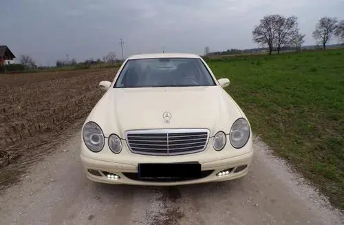 MERCEDES-BENZ Klasa E 